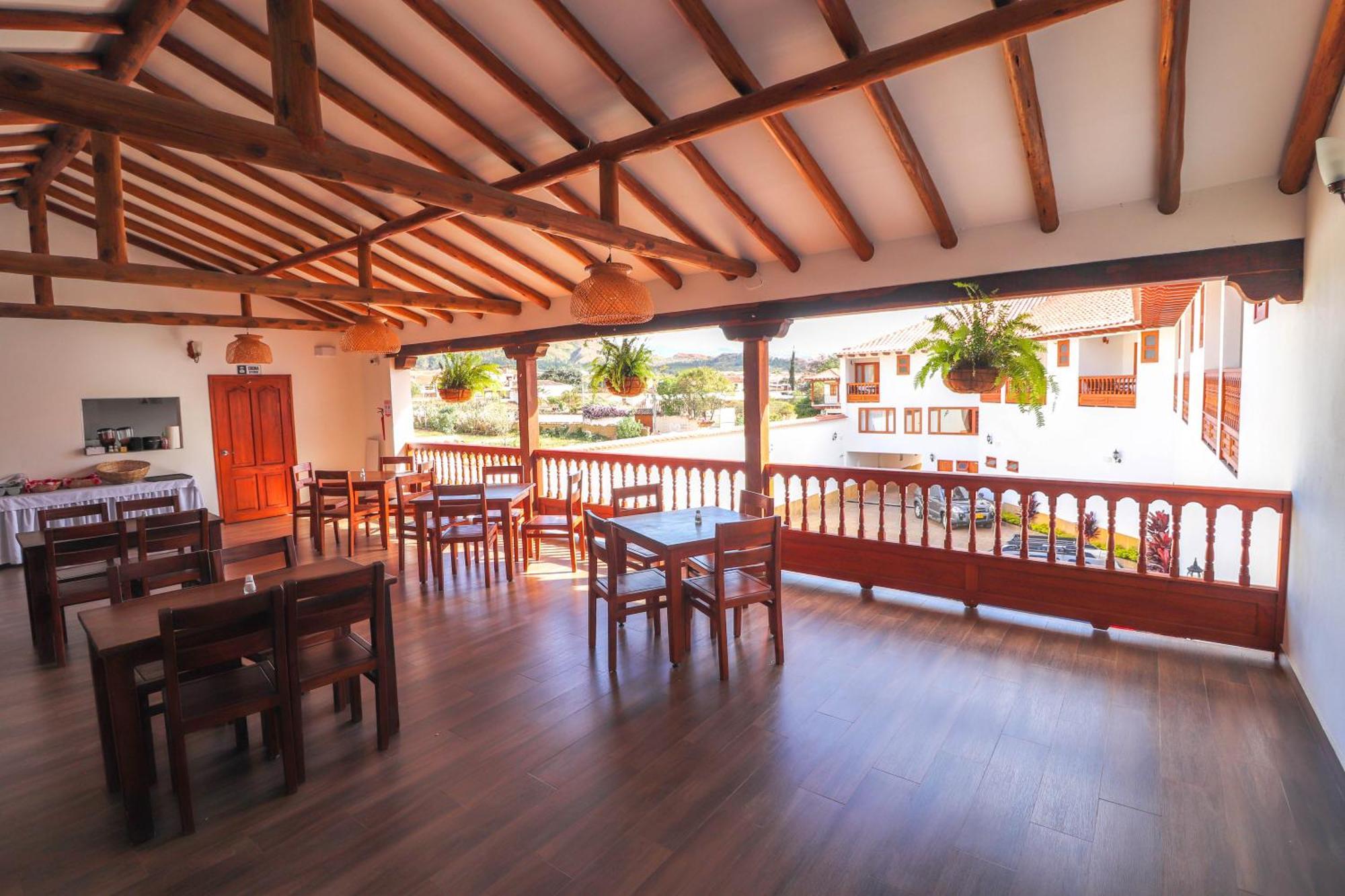 Hotel Las Palmas Вилья-де-Лейва Экстерьер фото